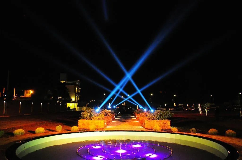 ***  Onreech Hotel Seeduwa Srí Lanka